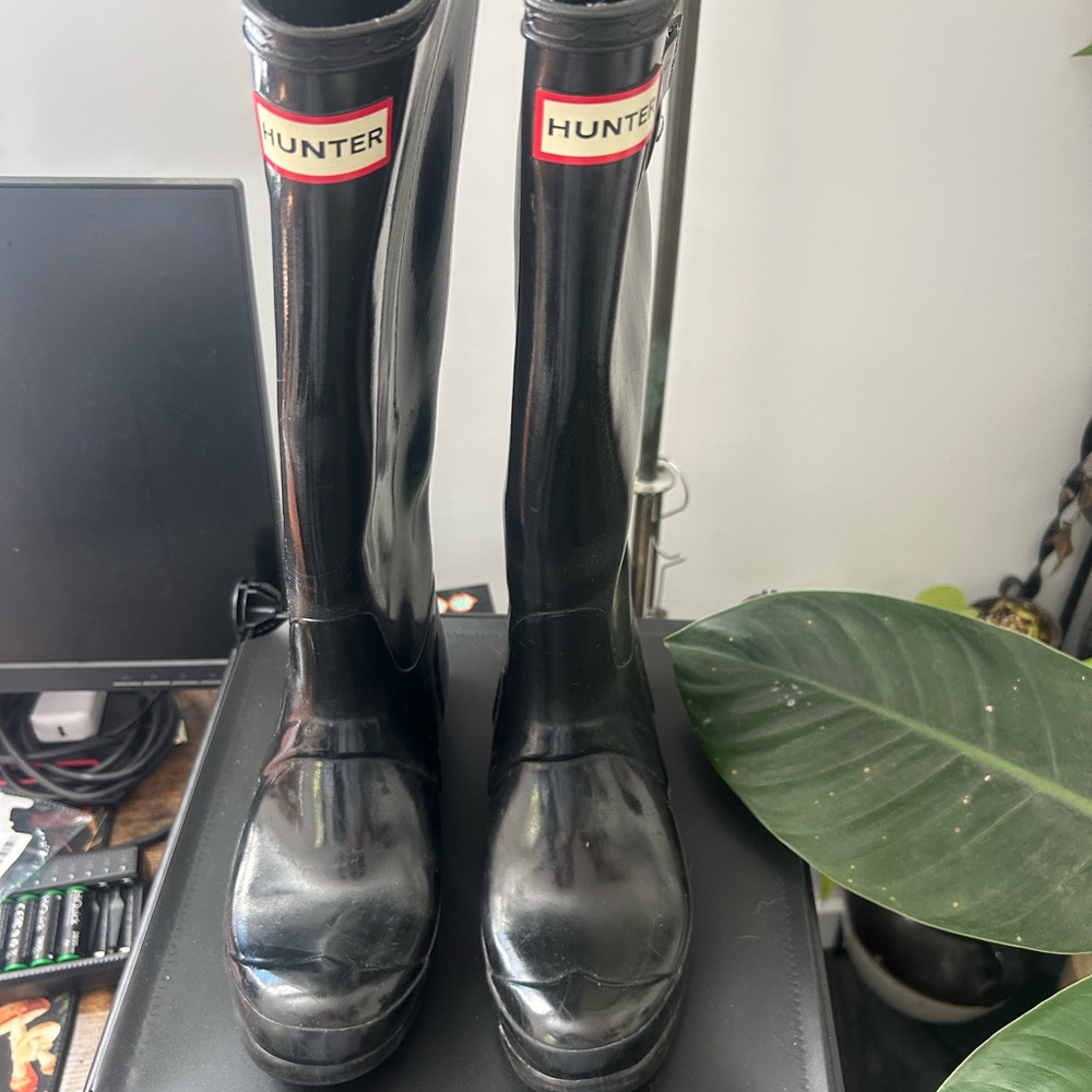 Hunter Glossy Black Tall Boots